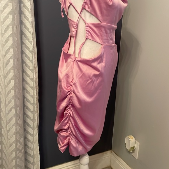 [Ellefemme] Light Pink Satin Mini Dress - Size Large NWT - Picture 3 of 5